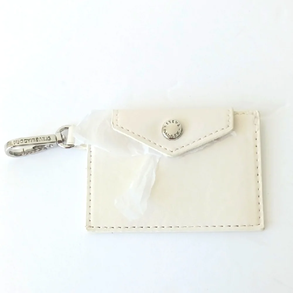 Steve Madden Cream Card Holder with Silver Clip